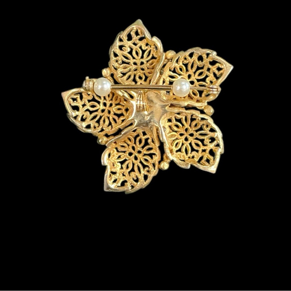 Vintage Brooch or Pendant Matte gold tone w faux baby pearls lovely - Picture 2 of 3